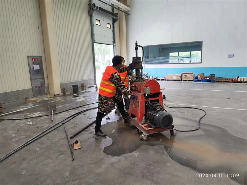 泽库厂房地面下沉塌陷注浆加固施工